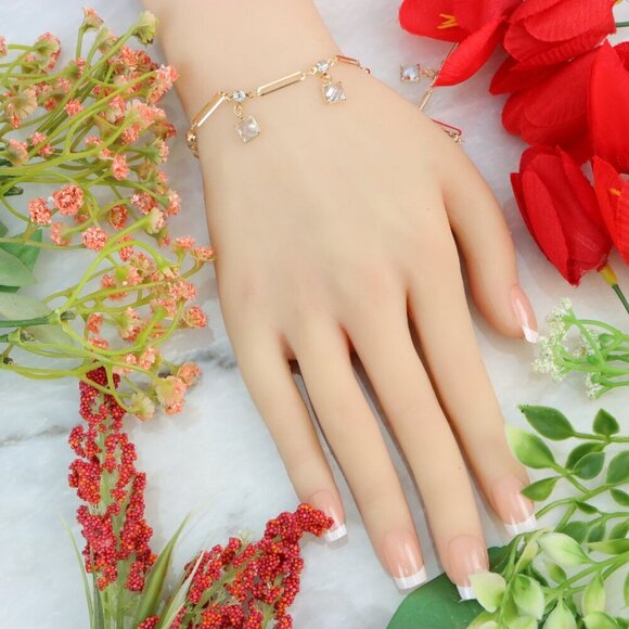 "New Beautiful Design Bracelet for Women/Girls, Gift, B823 - Picture 9 of 9